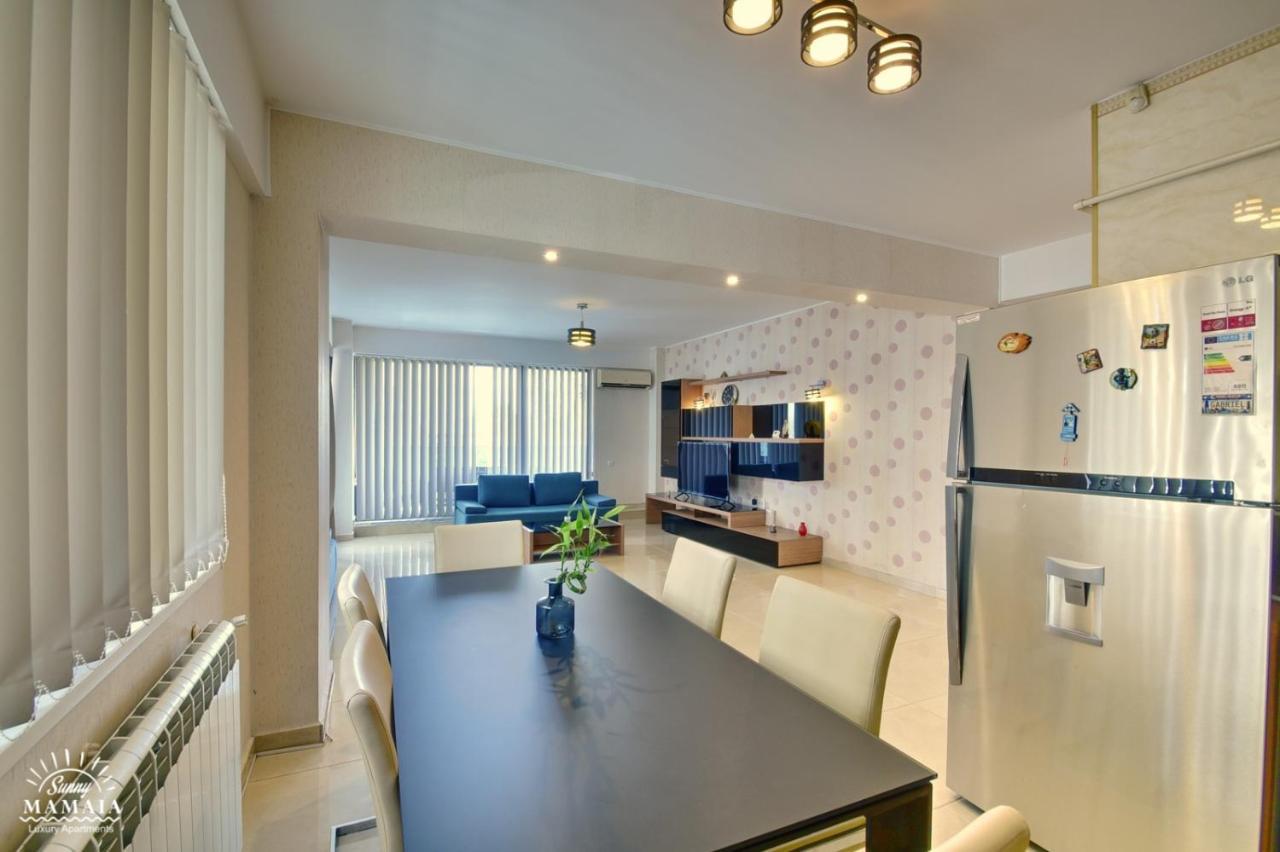 Sunny Luxury Apartment 2 Mamaia Exterior photo